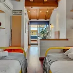 Townhouse Apartment *
