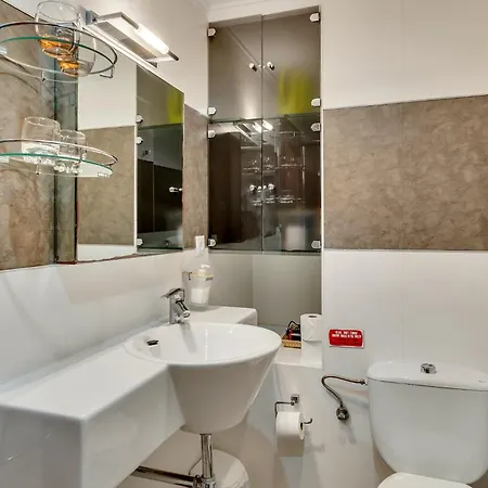 Apartment Townhouse *